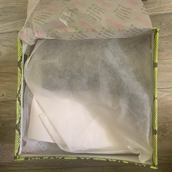 NWT CAPE ROBBIN BELINDA BLOCK HEEL SQUARE TOE BLACK ANKLE BOOTS 5.5 & 8 - Picture 6 of 11